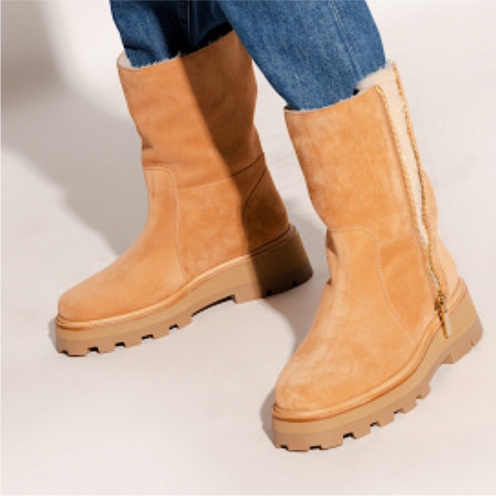 Jimmy Choo 38.5 Bayu flat caramel chunky sole boots excellent condition!!!